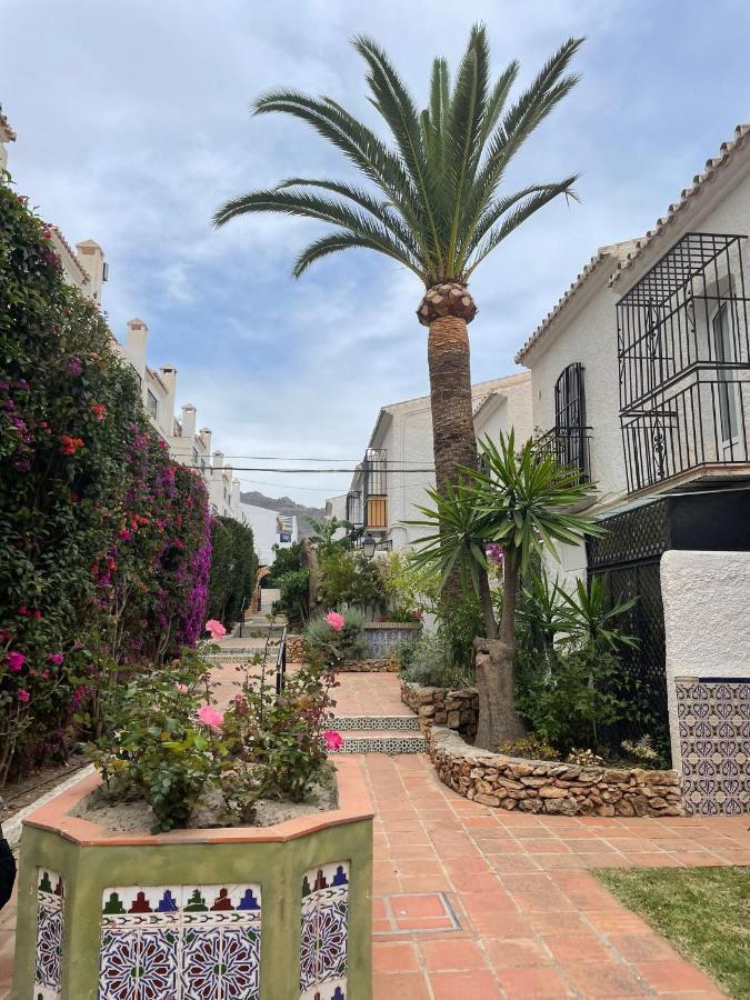 Verano Azul 12 Menyber Nerja Exteriér fotografie